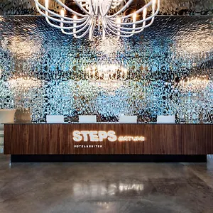 מלון Steps &